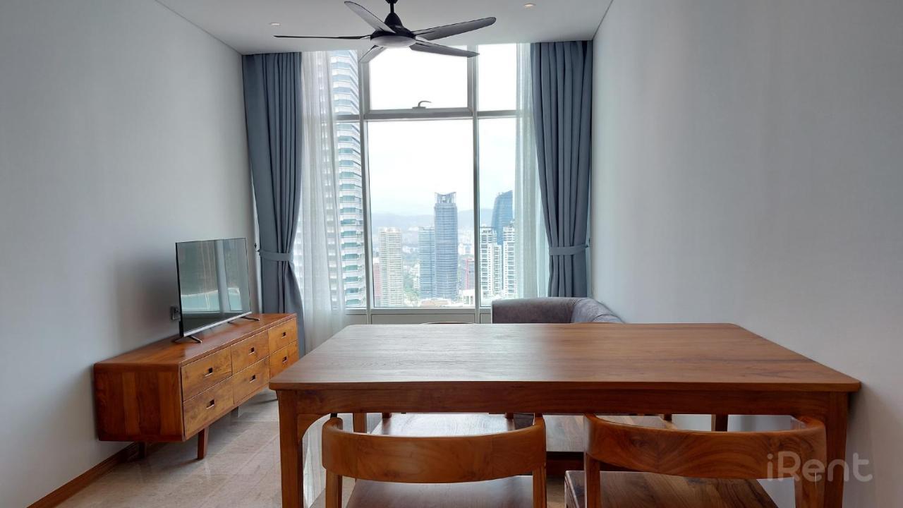 Sky Suites With Klcc Twin Tower View By Irent365 Kuala Lumpur Exterior foto