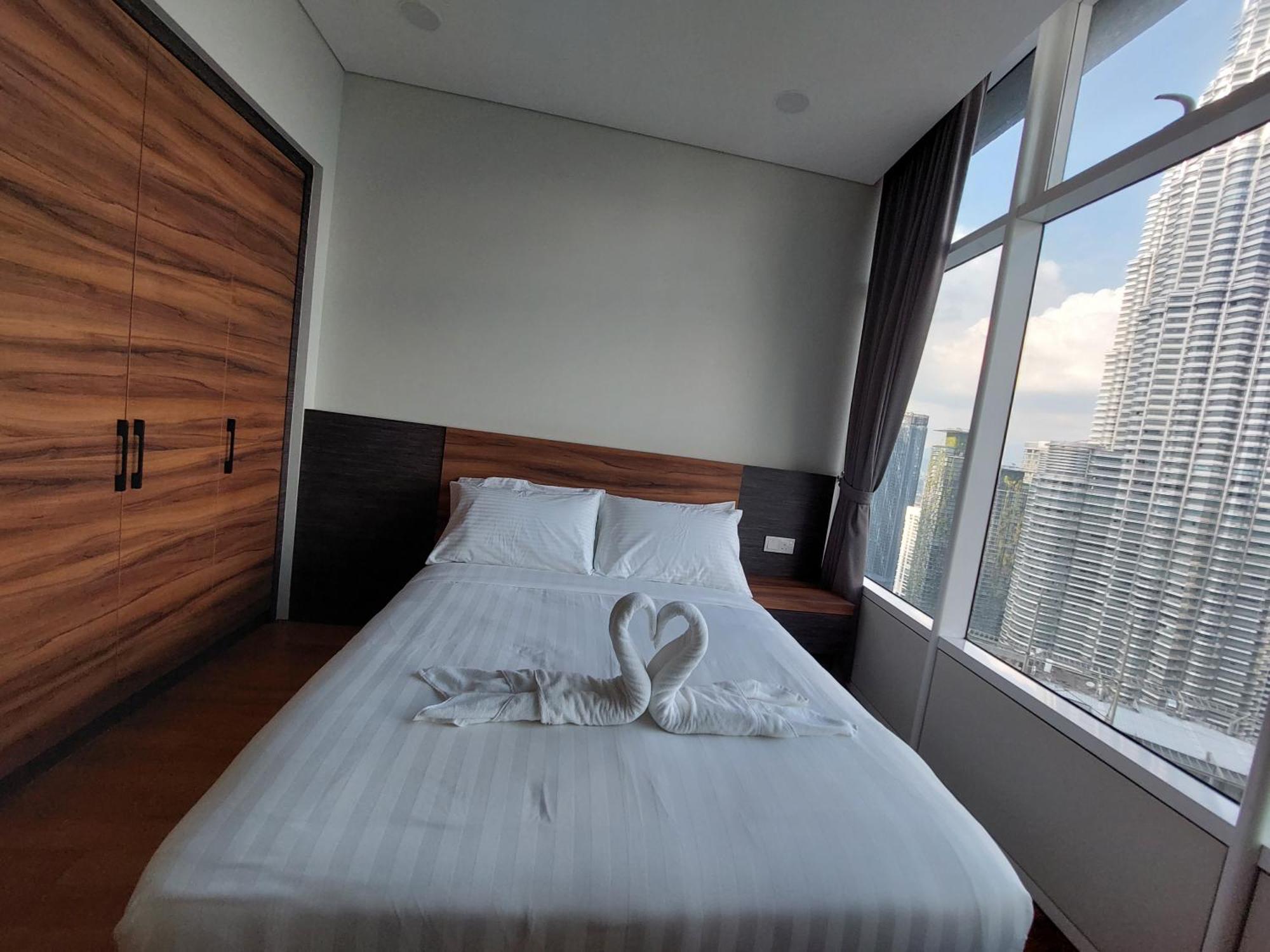 Sky Suites With Klcc Twin Tower View By Irent365 Kuala Lumpur Zimmer foto
